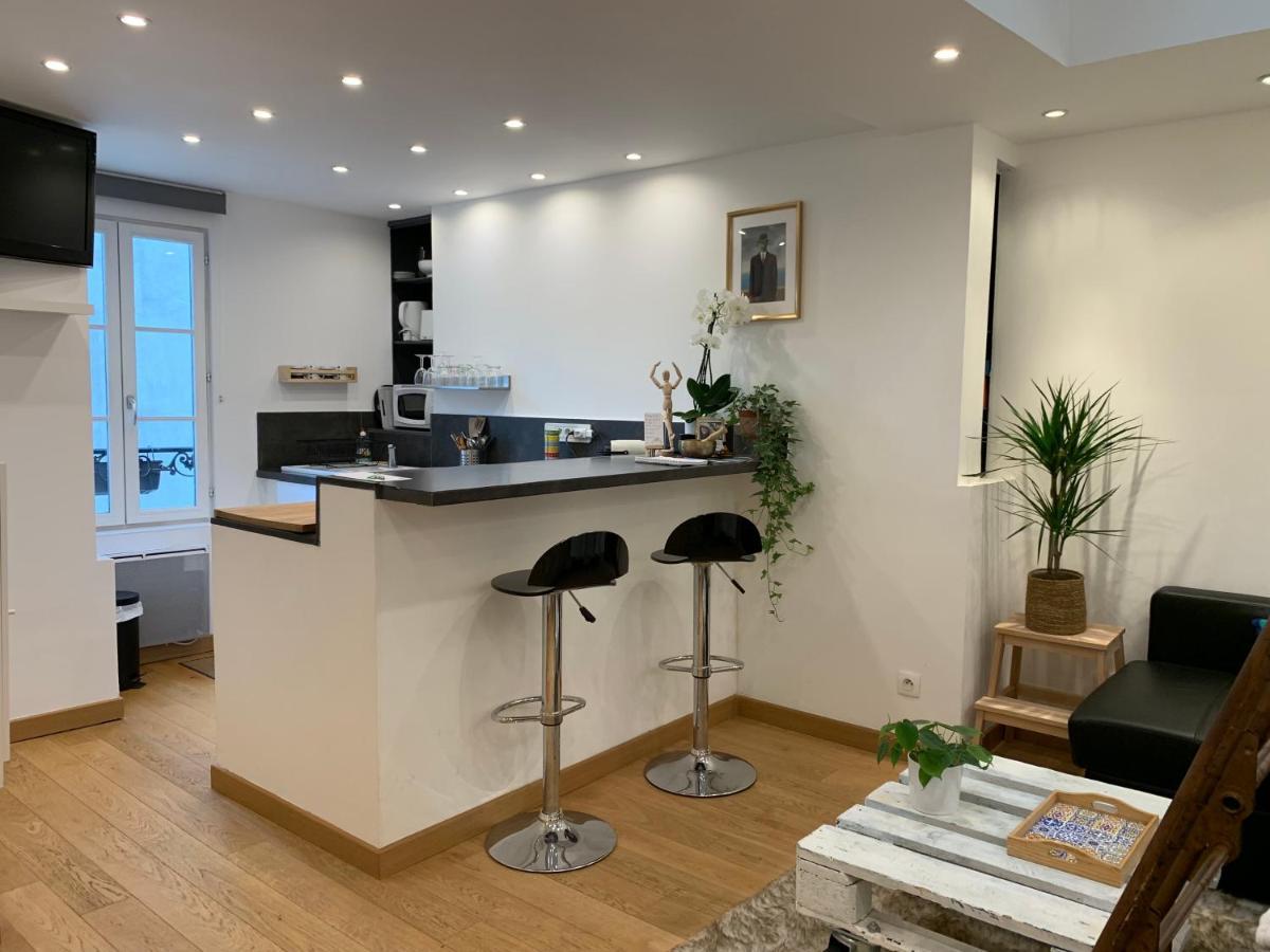 Lovely Studio At Ile Saint-Louis Paris Exteriör bild